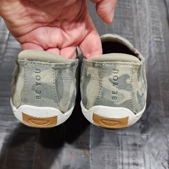 DR. SCHOLL'S SLIP ON-JOT IT DOWN CAMO COLOR WOMEN'S SHOES SIZE 8 M-GREAT COND.! - Picture 6 of 8